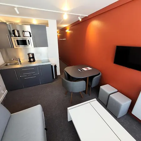 Résidence Diamant - Divisible De 26m² Au Pied Des Pistes Mae-3464 *